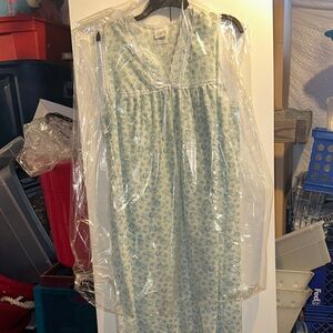 Adonna Woman Nightgown (1X)